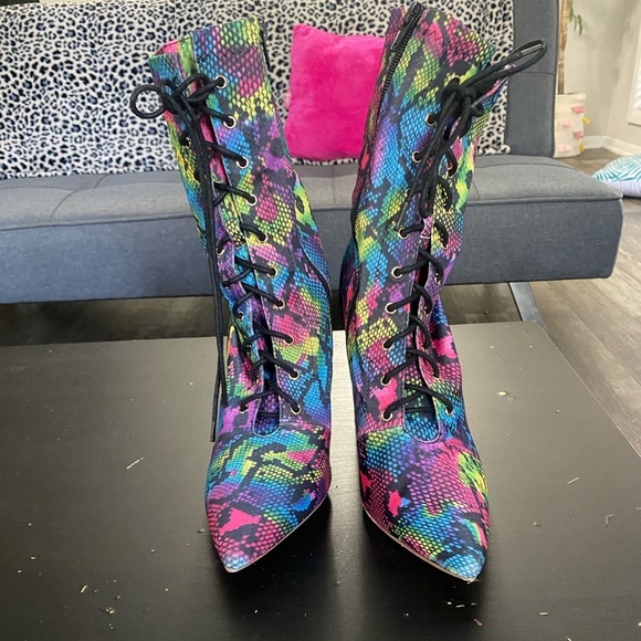 PILATE-09 Chunky Heel Lace Up Boots‎ - Picture 2 of 6